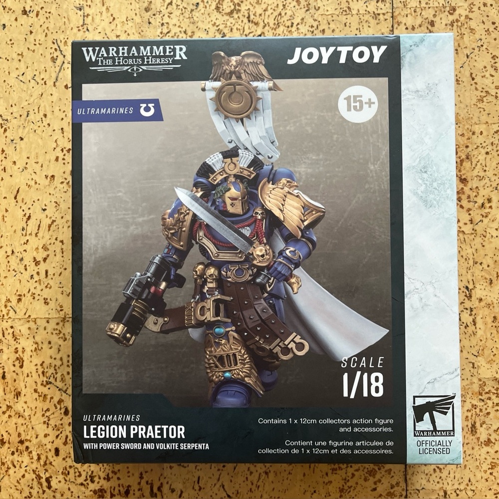 JOYTOY Warhammer 40K 40000 Ultramarines Legion Praetor Action Figure  1/18 NIB!